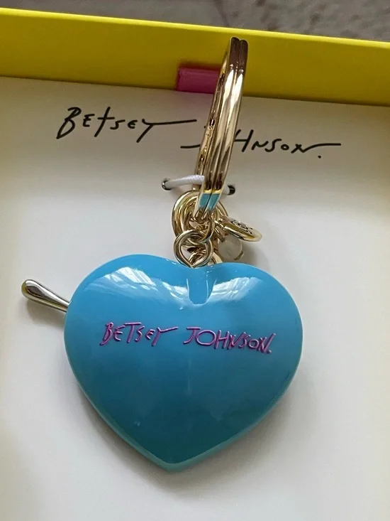 Betsey Johnson Cereal Bowl Heart Keychain and Bag Charm - Picture 5 of 6